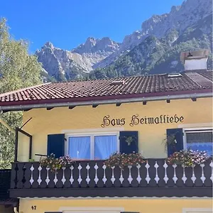 Haus Heimatliebe Apartment Mittenwald