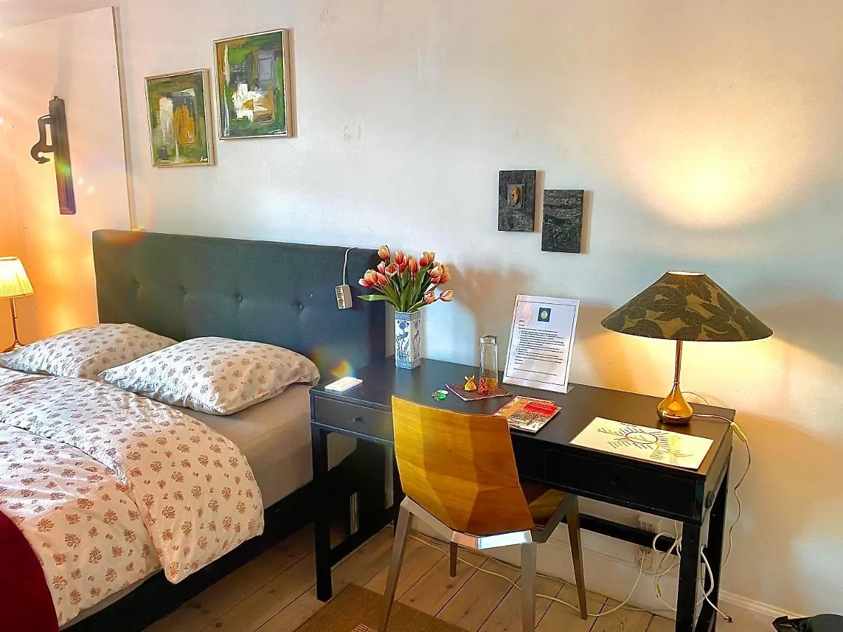 Four Individual Beautiful Spacious Rooms In Stylish Apartment Copenhagen