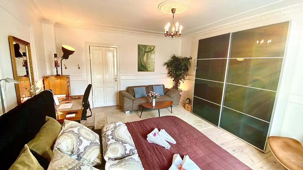 Four Individual Beautiful Spacious Rooms In Stylish Apartment Kopenhagen Privatunterkunft
