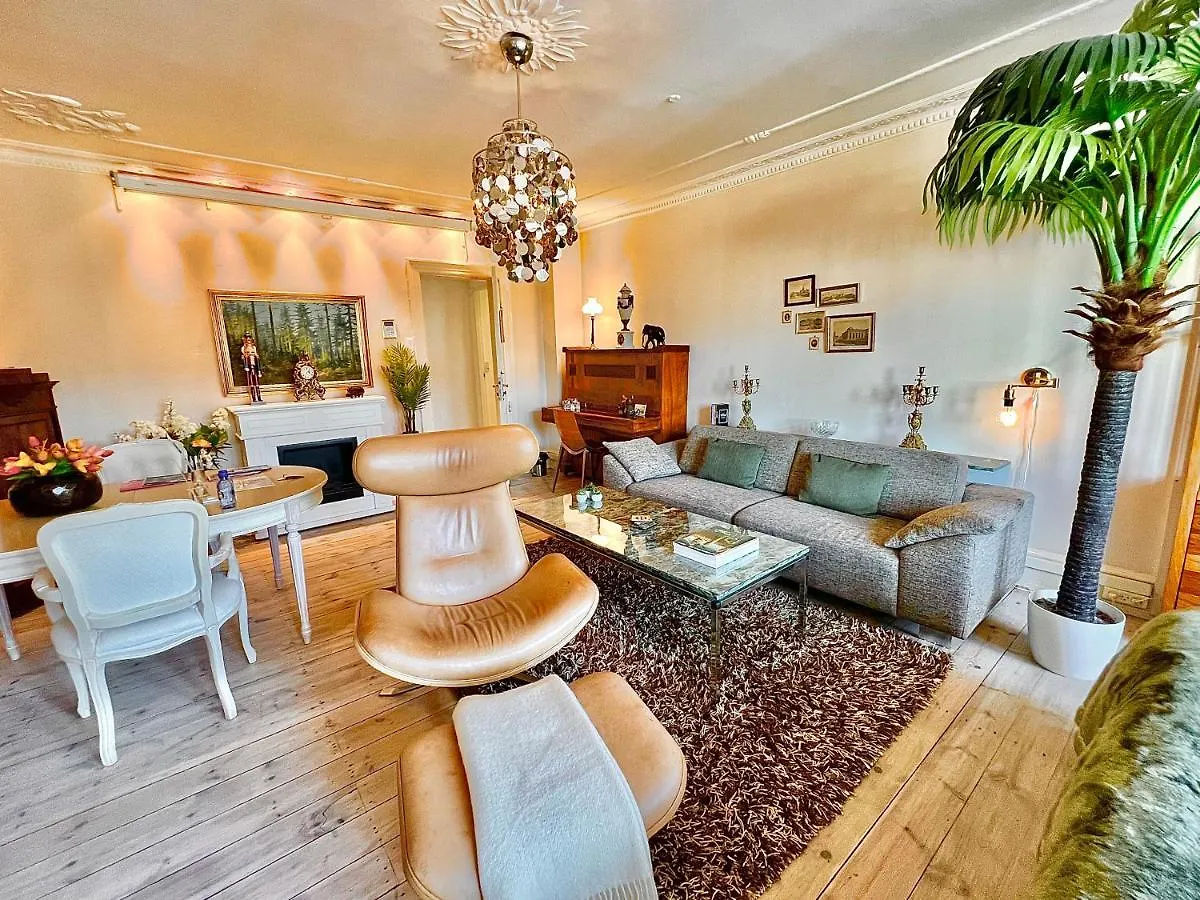 Four Individual Beautiful Spacious Rooms In Stylish Apartment Kopenhagen