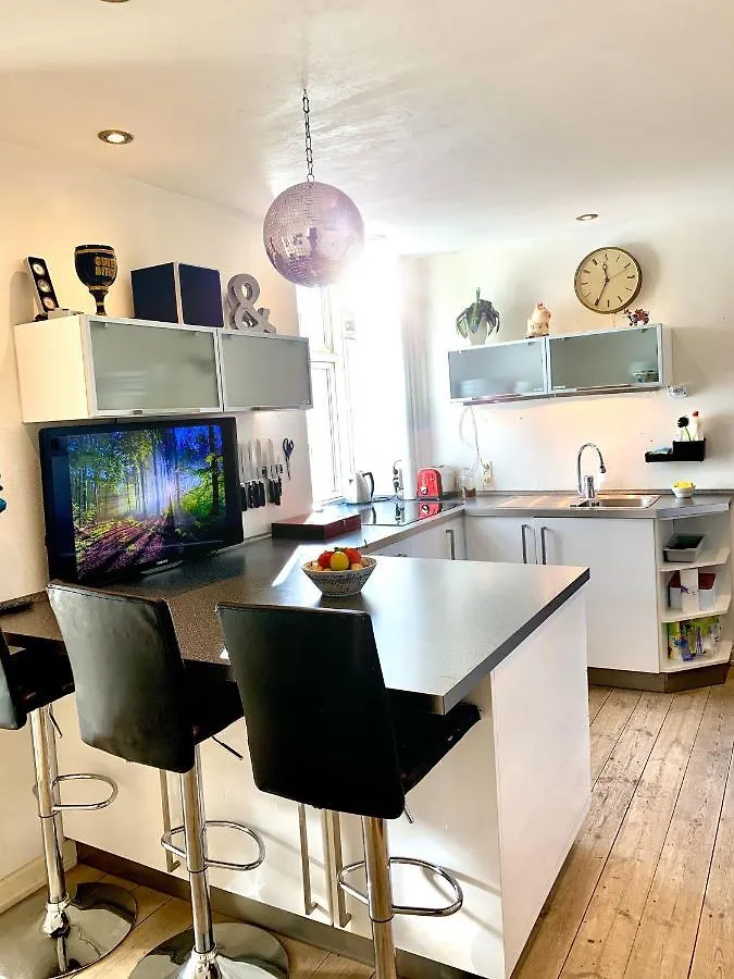 Four Individual Beautiful Spacious Rooms In Stylish Apartment Kopenhagen 0*,